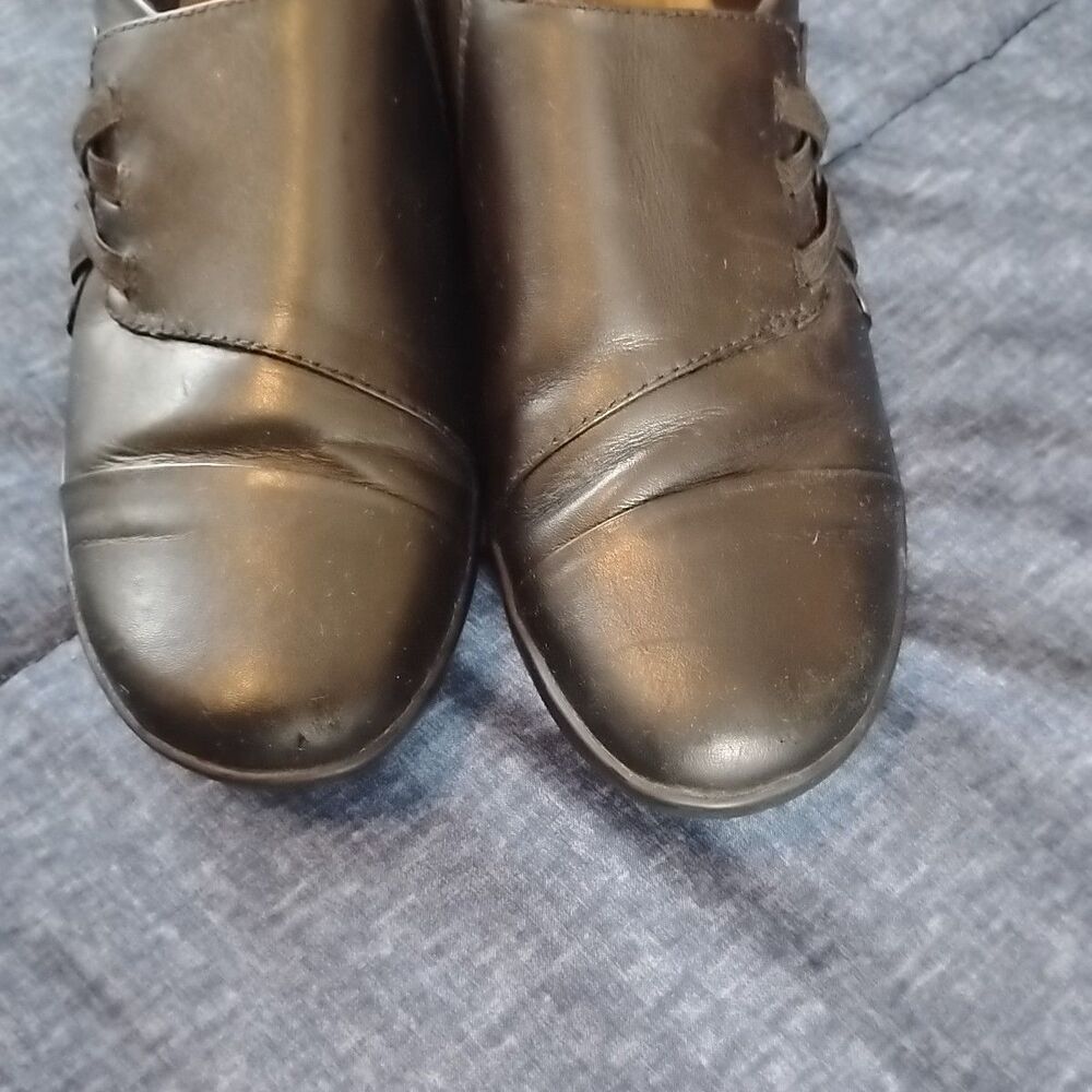 Clarks Collection Black Leather Slip-on Shoes Womens Size 9 Soft Cushion - Picture 4 of 8
